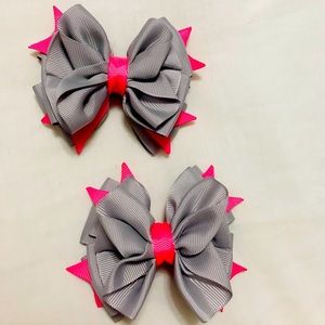 2 Gray and Pink Bows